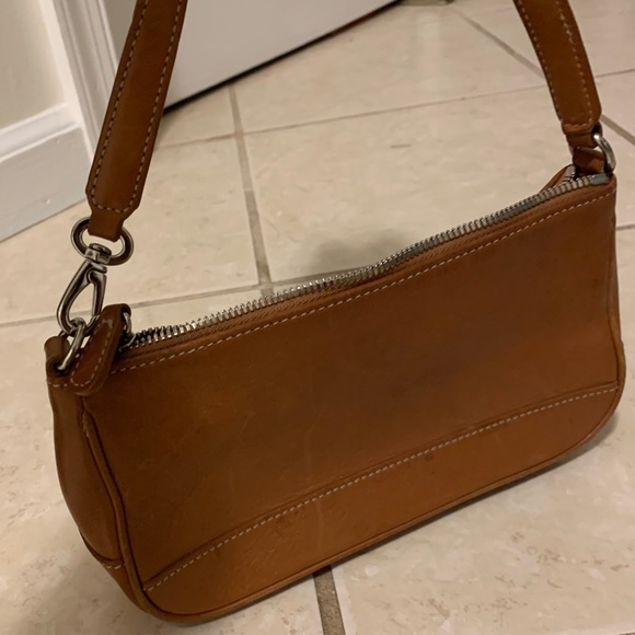 Coach purse in cognac brown - Picture 3 of 6